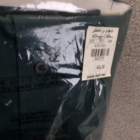 NWT Van Heusen Editions Mens Dress Shirt Size 15.5 Neck Classic Workwear Green - Picture 3 of 5